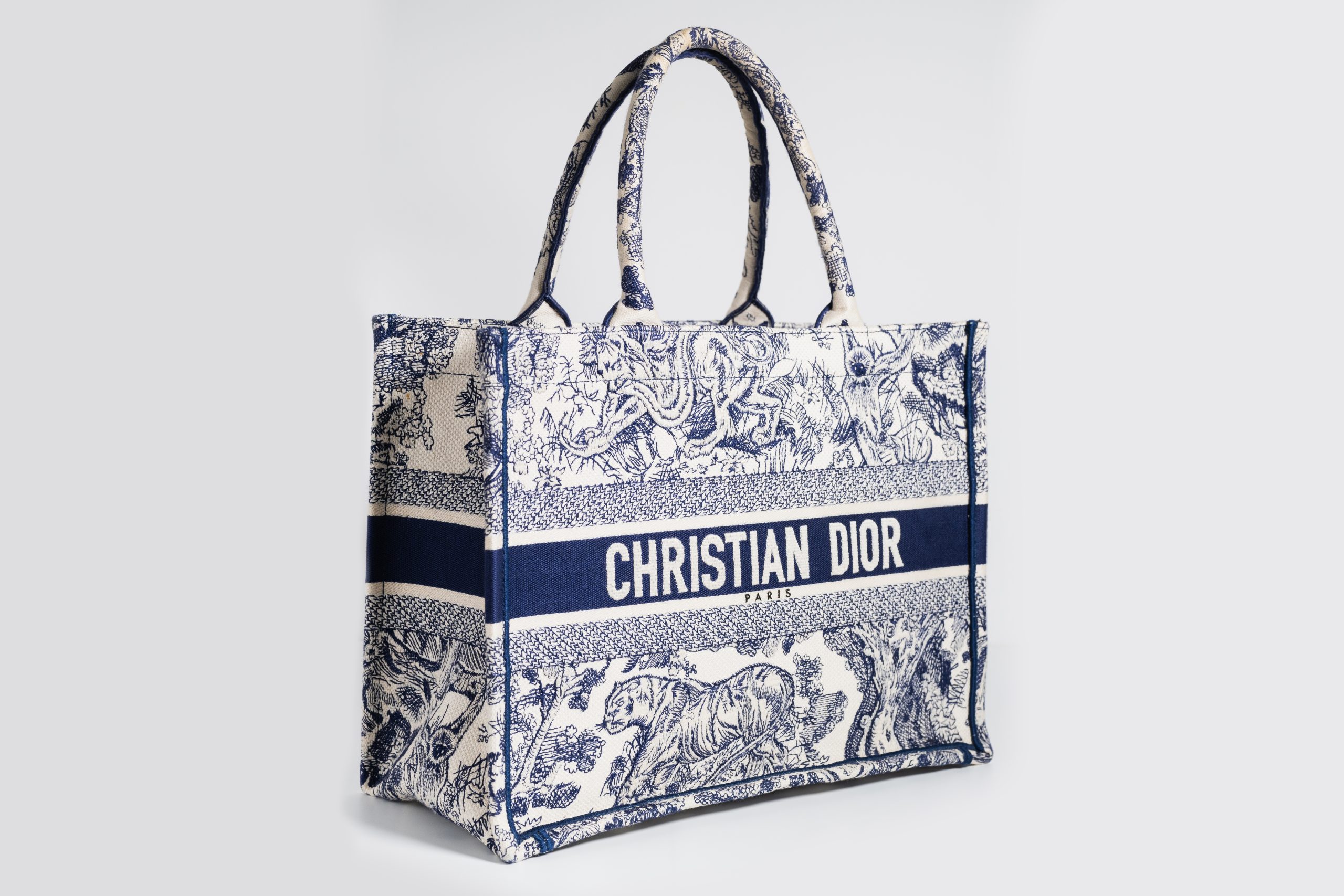 Dior Book Tote Navy Toile de Jouy Embroidery, Medium – Open Space